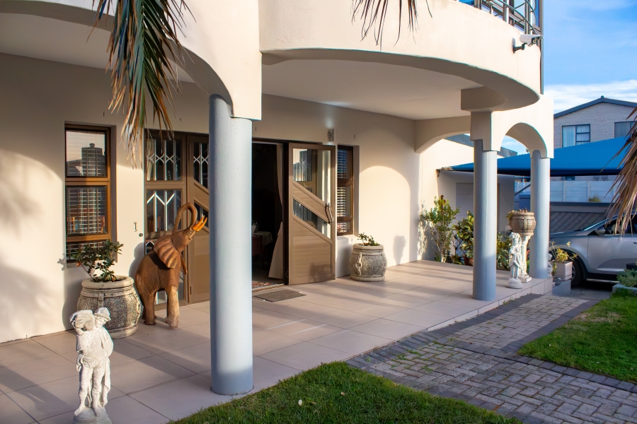 3 Bedroom Property for Sale in De Kelders Western Cape